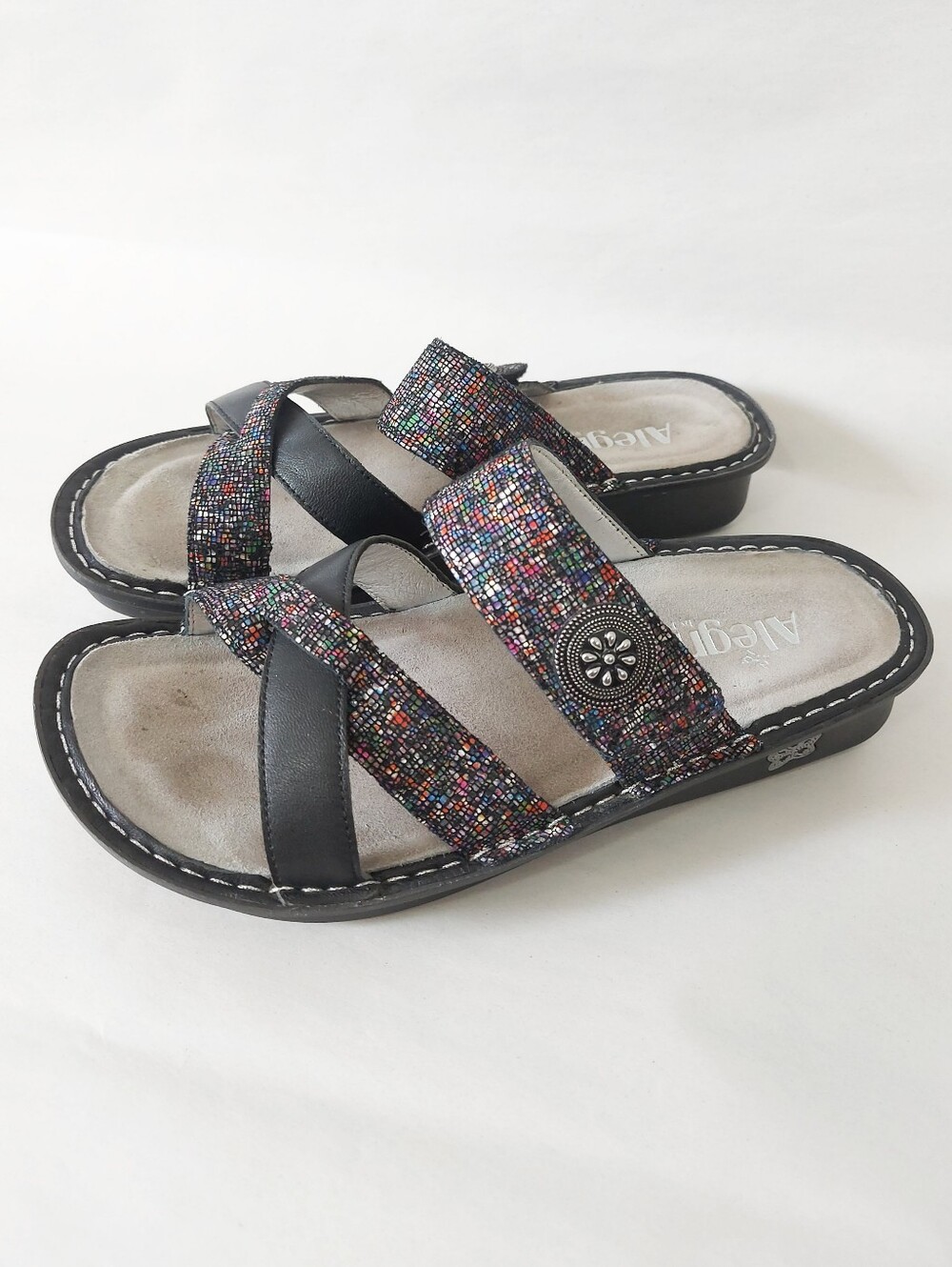 Alegria Women Victoriah‎ All Spice Crisscross Sandals Size 36 EU Metallic Strap